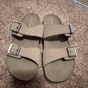 Madden girl sandals